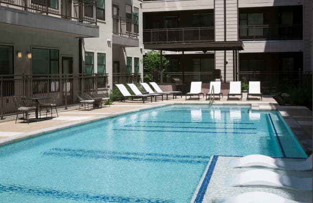 2400 E 6th St - 2400 6th St, Austin, TX 78702