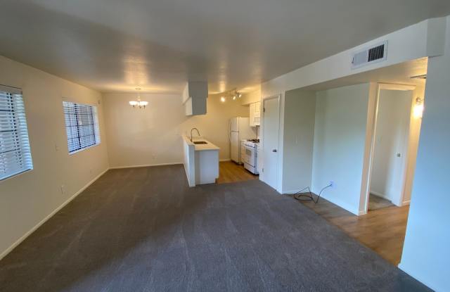 Shadowbrook Apartments-Scenic Living in Sedona photos photos