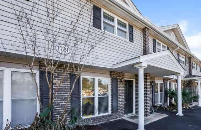 2 Bed 1.5 Bath in Mepkin Place of West Ashley photos photos