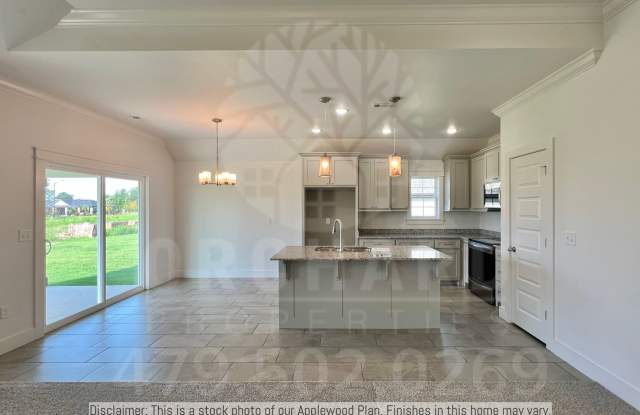 Bella Vista Single-Family Home- 2 Bed/ 2 Bath with Hobby Room- Desirable Applewood Plan Gallery 4