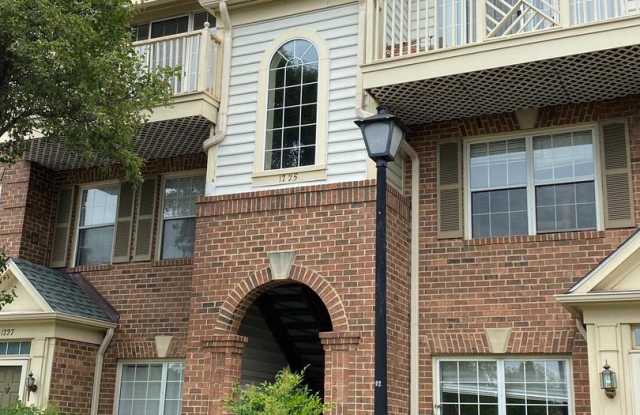 1725 BRADDOCK PL #302 - 1725 Braddock Place, Alexandria, VA 22302