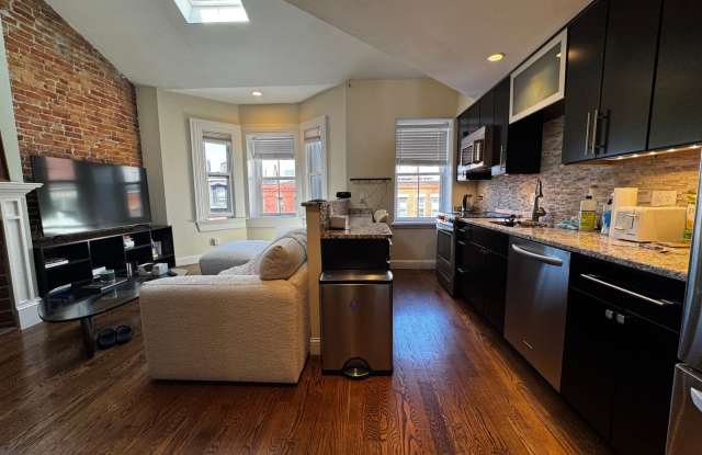 1 bed 1.5 bath with roof deck, no undergrads, central air, W/D in unit photos photos