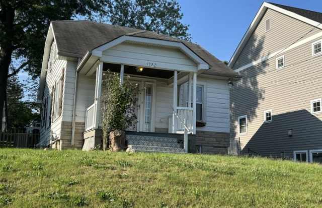 1722 West Woodbine Avenue photos photos