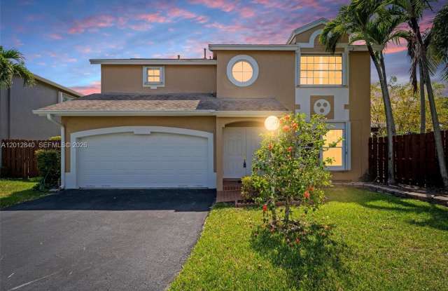 10065 NW 54th Ter photos photos 10065 NW 54th Ter photos photos