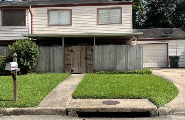 6035 Fairmeadow Drive photos photos