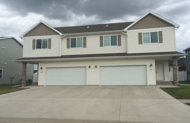 3 Bed 3 Bath Twin Home photos photos