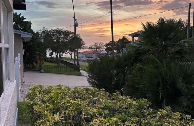 315 SUNBURST COURT photos photos