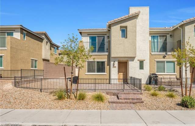 2661 SADDLE BRONZE Court Gallery 1