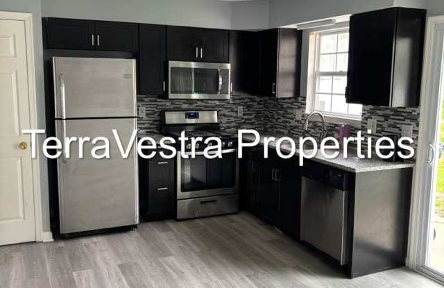 3 Bed in Pine Hill! Eligible for $500 Security Deposit. photos photos