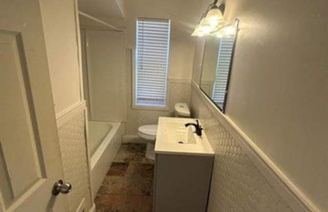 5081 Wayburn Street Gallery 4