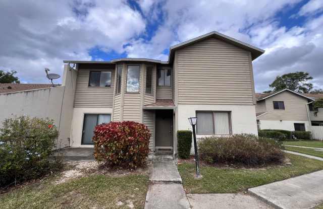 Great townhouse - available now! photos photos