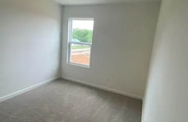 107 Brighton Lane Gallery 4
