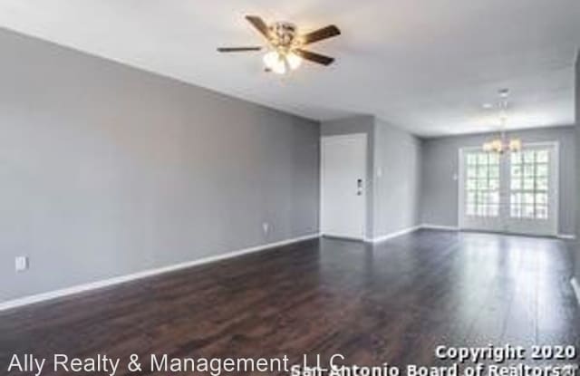 Mockingbird Pond Condominium Gallery 4