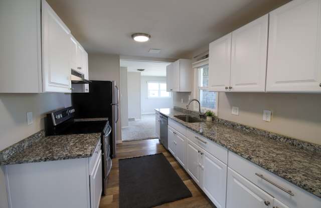 3401 South Quivas Street photos photos