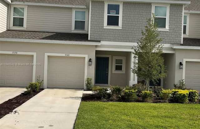 5140 QUAKERS PL photos photos