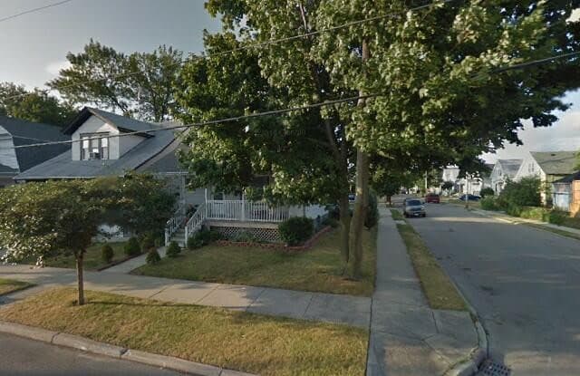 2023 64th St - 2023 64th Street, Kenosha, WI 53143