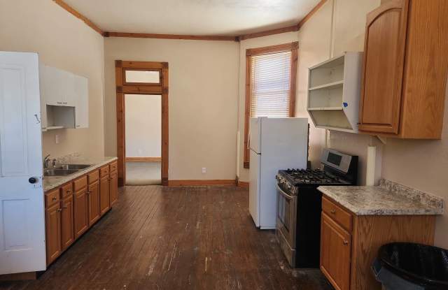 113 West Main Street - 3 photos photos