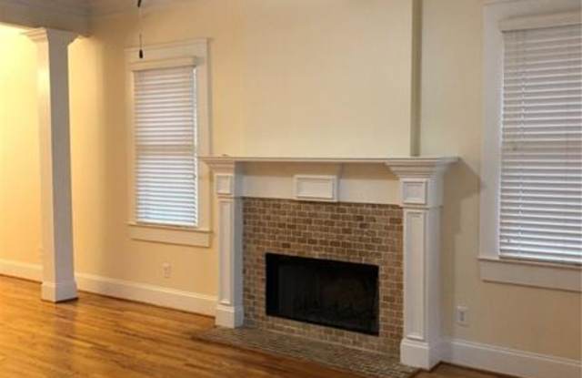 1916 Timberwood Trace Gallery 4