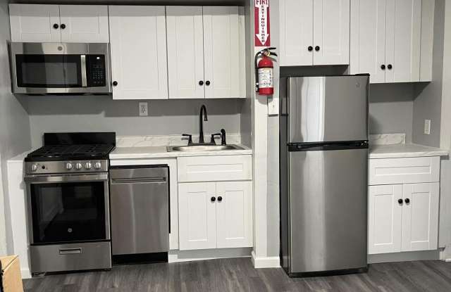 309 2nd Avenue unit: 2 photos photos