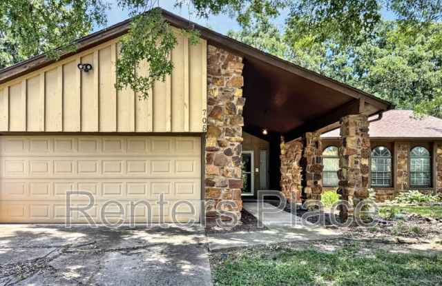 705 Greenview Circle photos photos