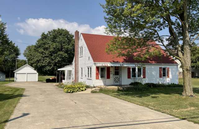 1660 Green Road photos photos