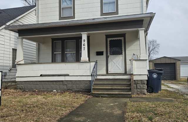 967 Davis Street - 967 Davis Street, Akron, OH 44310