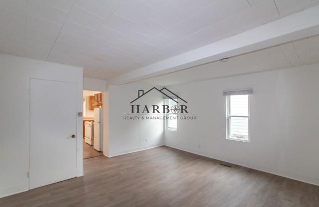 224 9th Ave NW Gallery 3