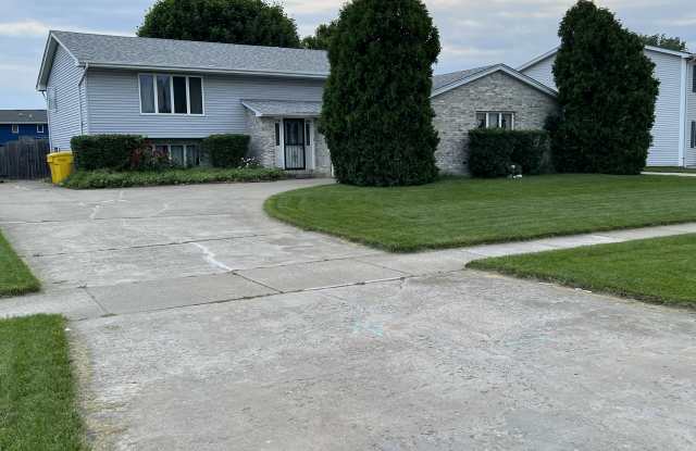 712 Rueth Drive photos photos