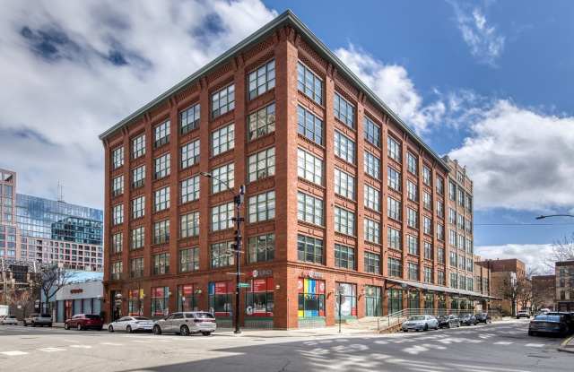 1017 W Washington Boulevard photos photos