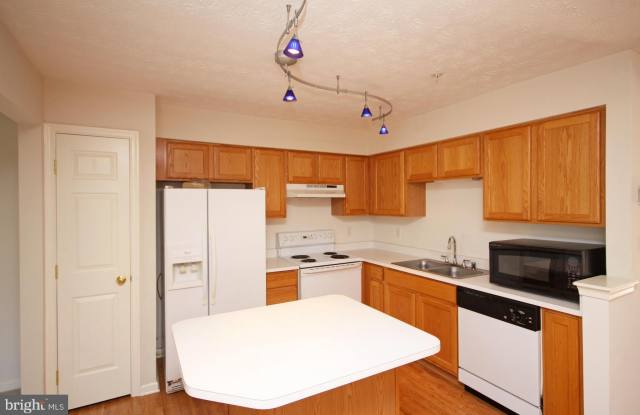 2474 IVY LANDING Way Gallery 3