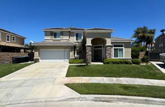 4-Bedroom Home with Desirable Downstairs Bedroom & Full Bath photos photos
