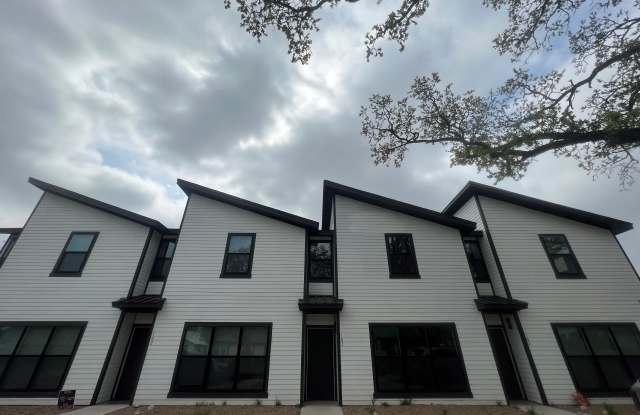 794 West Pecan Street - 104 photos photos