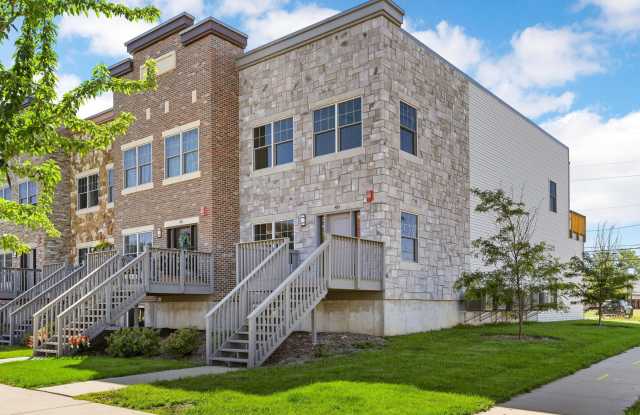Spacious Townhome with Heated Garage Just Blocks From Big Grove and Pickle Palace photos photos