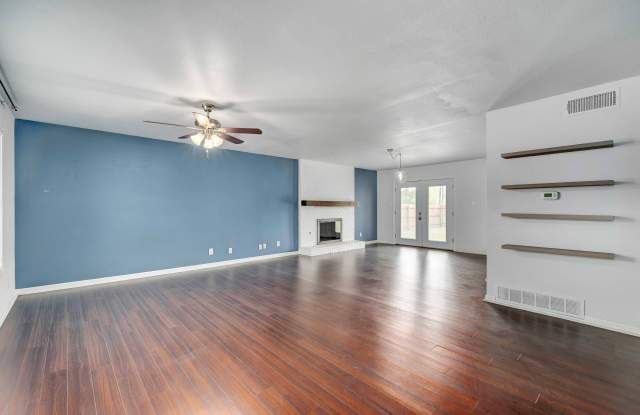 8200 Sandalwood Cove Gallery 4