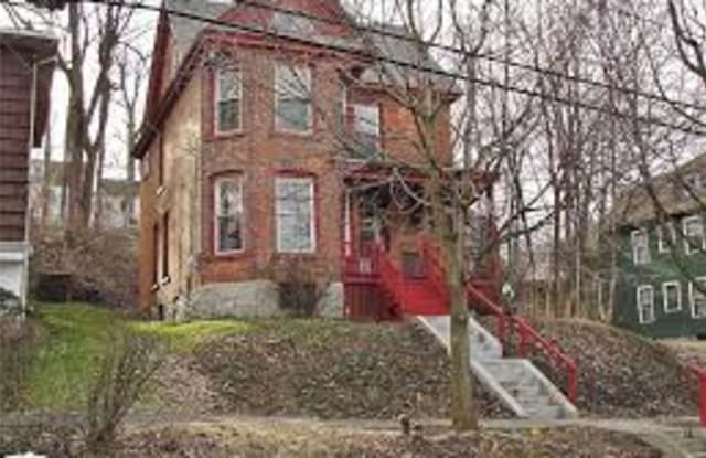 1014 Ackerman Ave photos photos