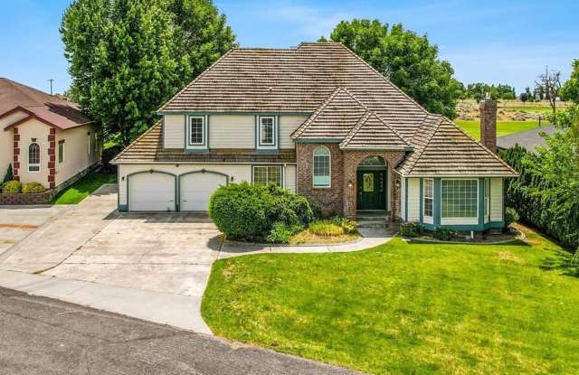 Home on the Moses Lake Gold Club Golf Course photos photos