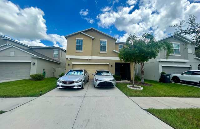 Beautiful 4-Bedroom Home for Rent in Wimauma, FL – Exceptional Value and Amenities photos photos