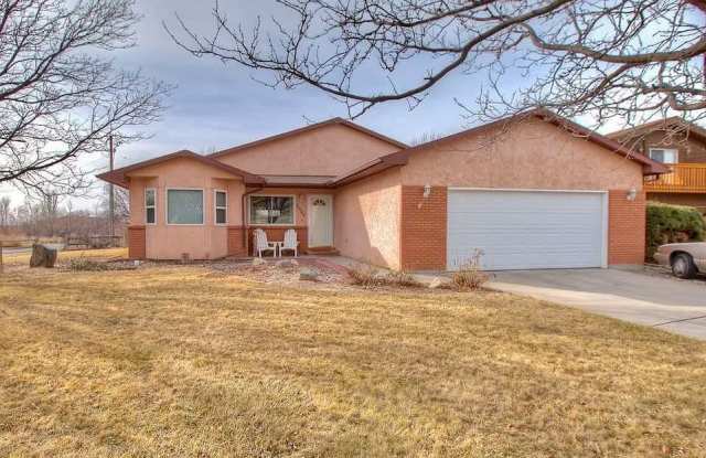 2949 Erika Road photos photos