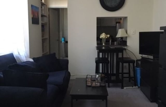 1327 Spruce St - 1327 Spruce St, Philadelphia, PA 19107