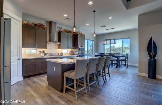 5505 Corliss Circle Gallery 4