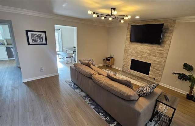2940 Lexington Trace Drive Gallery 4