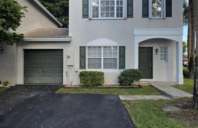 6004 N GOLDEN BEAUTY Lane Gallery 1