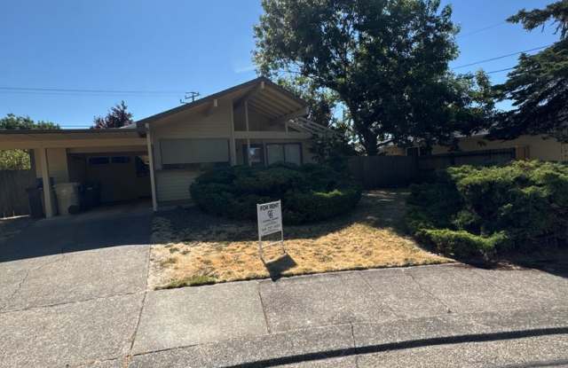 Cute 3 Bedroom 1 Bath in NW Corvallis! Small Dogs Welcome! Newly Updated With LVP in Living Room  Bedrooms! photos photos