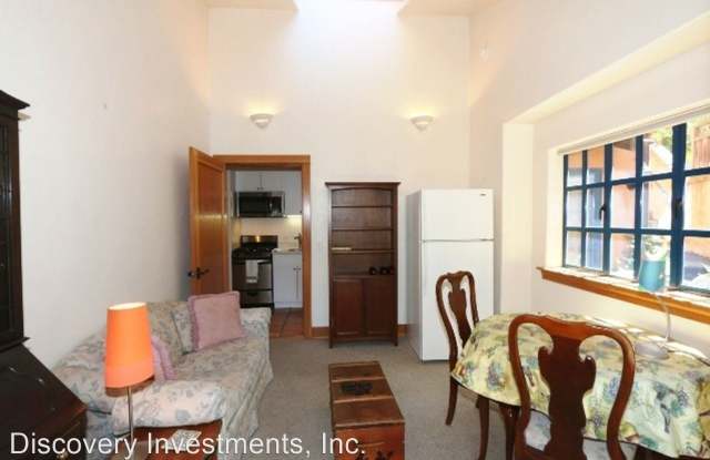 6116 Ruthland Road (In-Law) Lower Unit Gallery 3