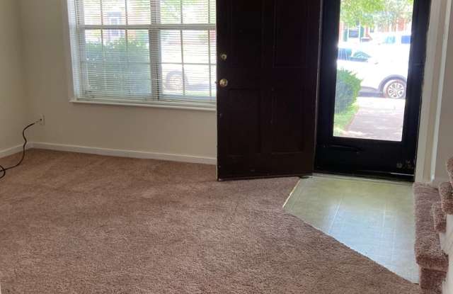 Charming 3 bedroom in the Georgetown Forest - 214 Devonshire Road, Lynchburg, VA 24501
