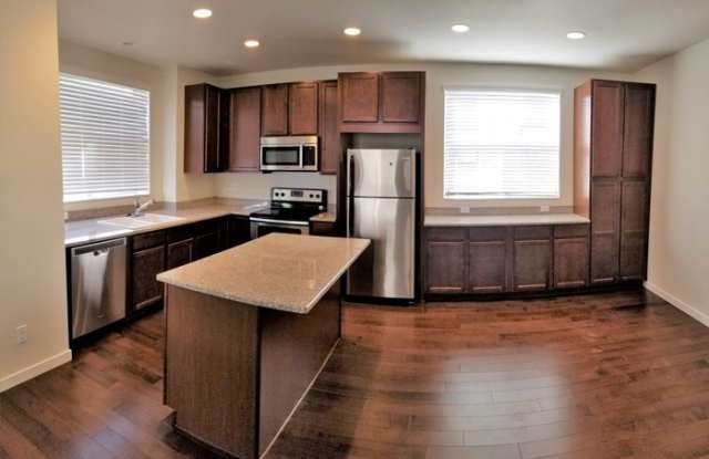 10095 Belvedere Lane - 10095 Belvedere Lane, Lone Tree, CO 80124