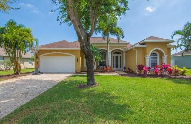 6420 Parklane Court - 6420 Parklane Court, Indian River County, FL 32967