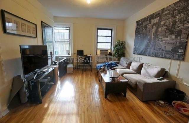 3093 Fulton St photos photos