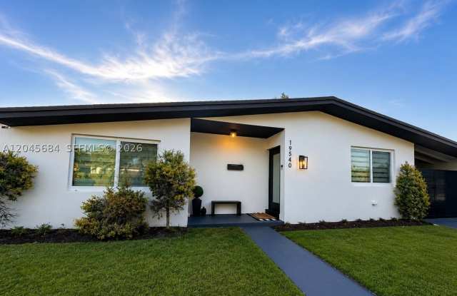 19540 Christmas Rd Gallery 3