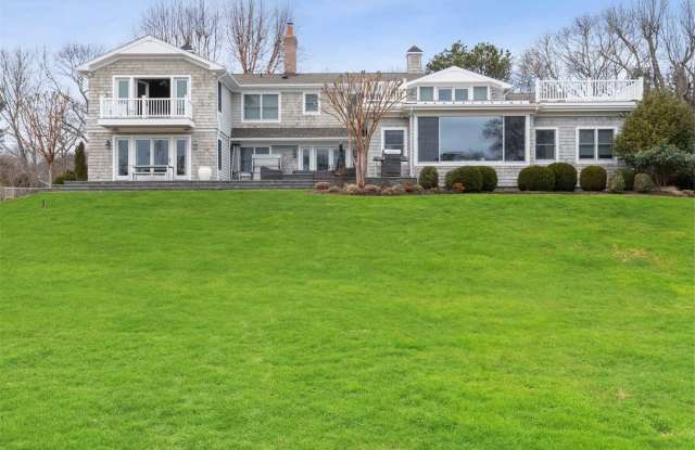 94 Brook Lane - 94 Brook Lane, Westhampton Beach, NY 11978